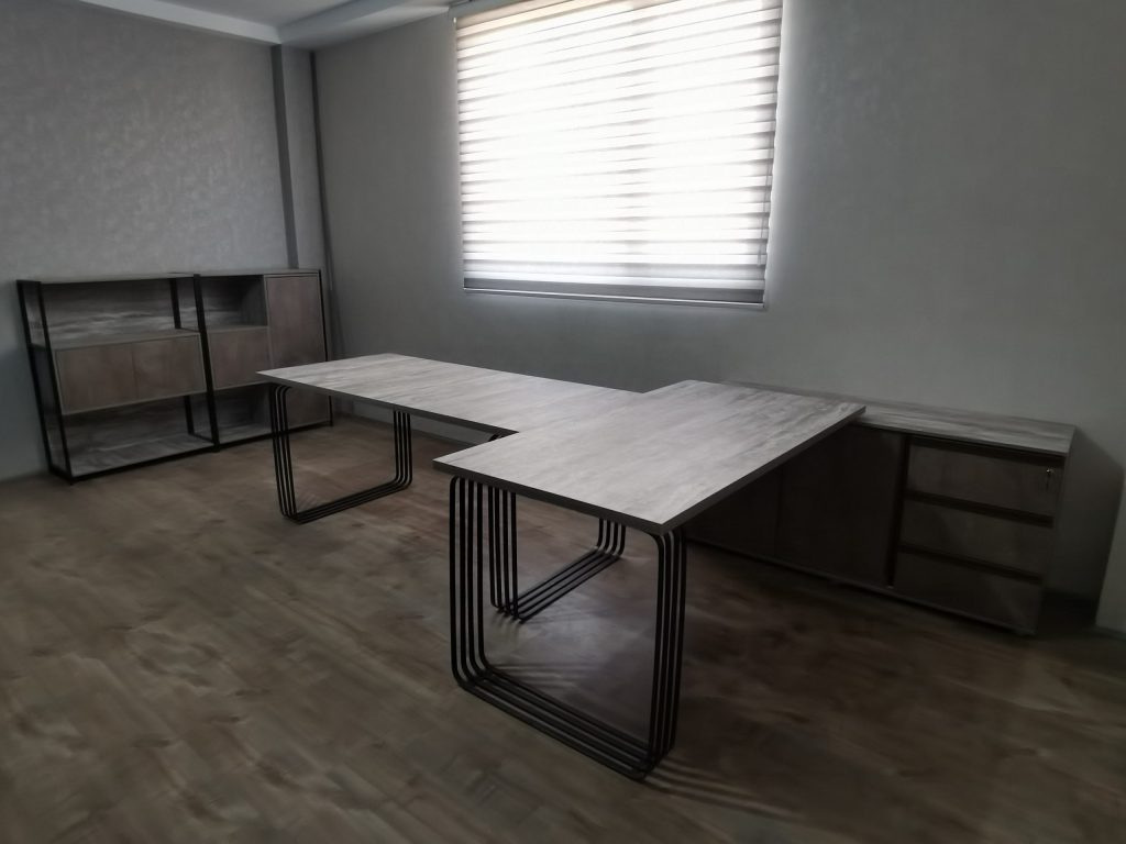 میز مدیریتی