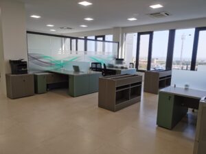 پروژه دکوراسیون اداری میز کار گروهی