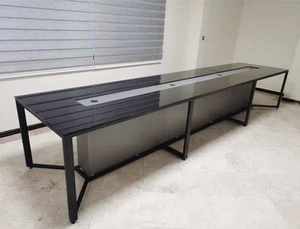 میز-کنفرانس نیلپر-لاکچری-پایه فلزی شیشه ای Cf125 ده نفره با پایه فلزی و صفحه شیشه ای