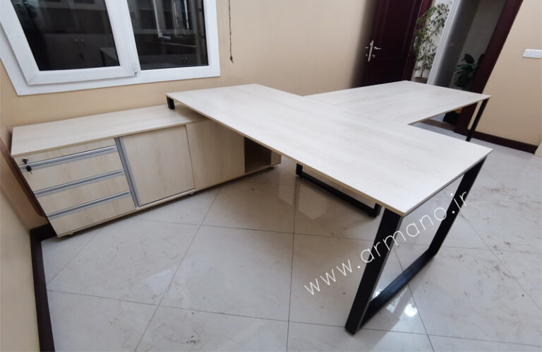 عکس انواع میز مدیریت با کنفرانس 6نفره پایه فلزی ساده