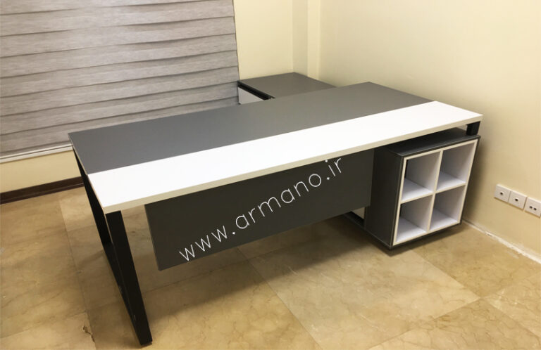 میز مدیریت ساده و شیک پایه فلزی خاص