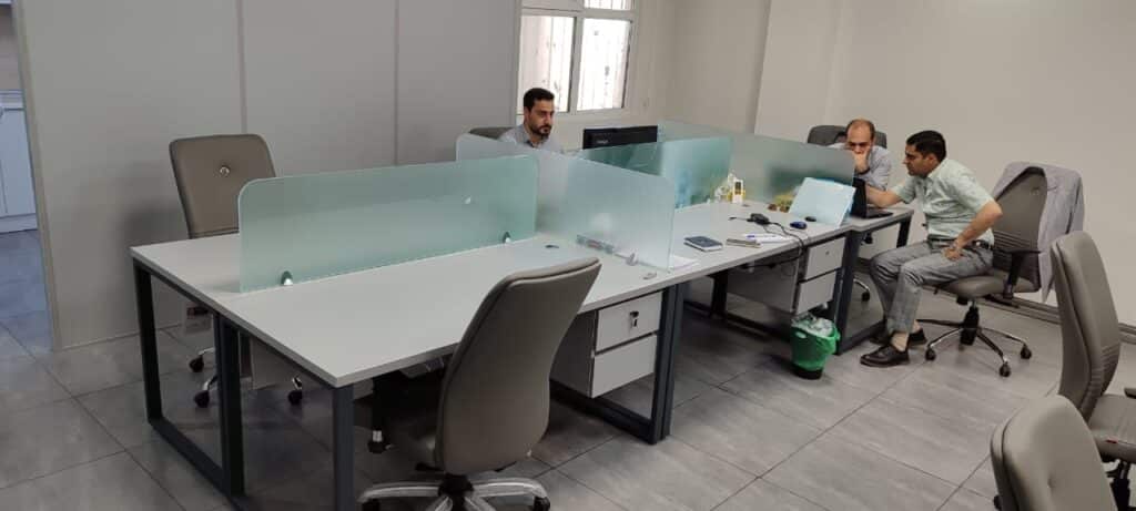 میز کار گروهی